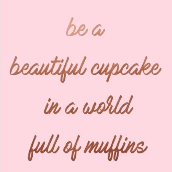 Meet your Posher, Sierra - Picture 7 of 7